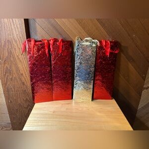 Voila Embossed Metallic Wine Gift Bags Set of 4 Red Gold Ribbon Handles